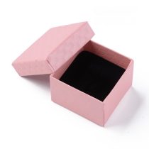   Papír gyűrűdoboz, ajándék doboz, díszdoboz ékszerhez - 5x5x3,5cm-es - rózsaszín