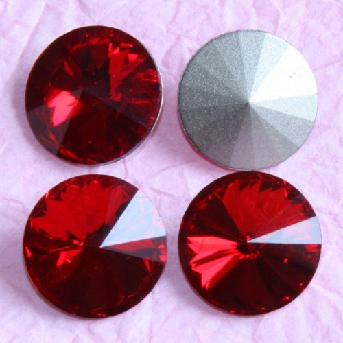 Távolkeleti kristály rivoli 8mm-es - piros (Siam)