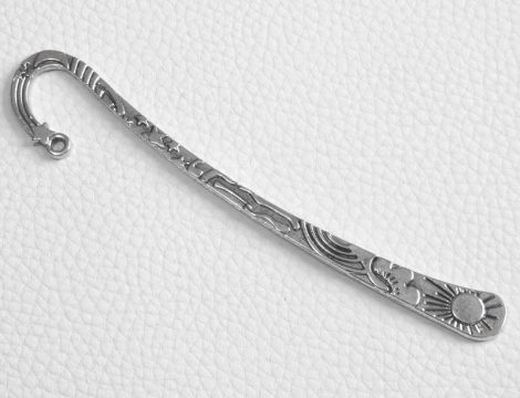 Könyvjelző alap 12cm-es - antik ezüst színű, égitestek