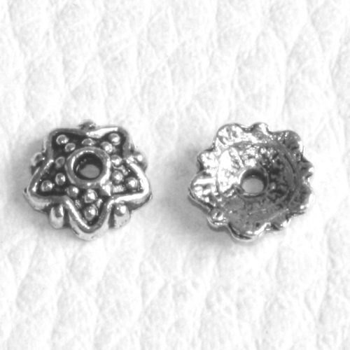 Tibeti stílusú fém gyöngykupak - antik ezüst színű 7,5mm-es