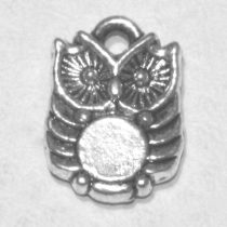   Tibeti stílusú fém medálka / fityegő - antik ezüst színű 14x10mm-es bagoly