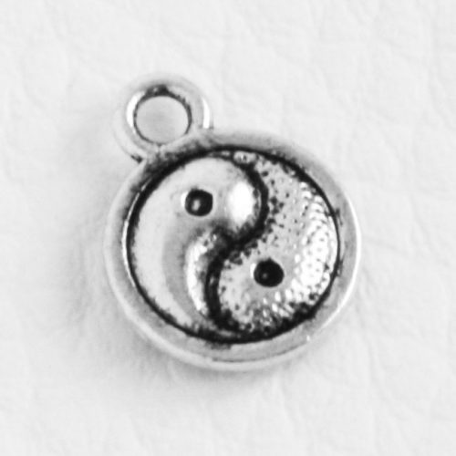 Tibeti stílusú fém medálka / fityegő - antik ezüst színű 13x10mm-es yin-yang